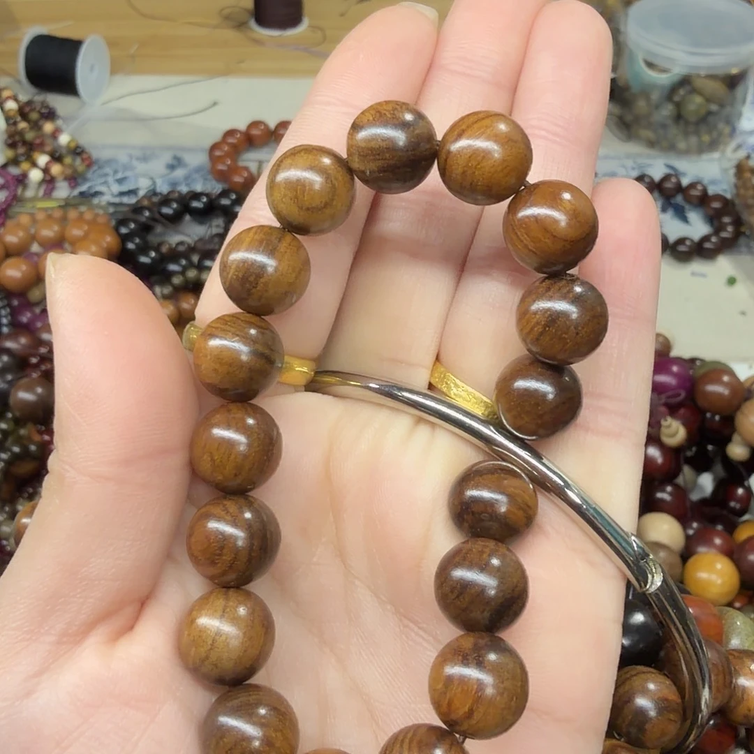 无事牌维腊木（绿檀）