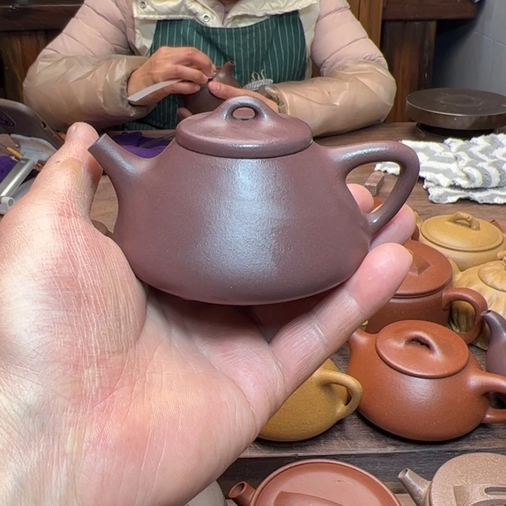 底槽青茶壶底槽清泥半手精工制作子冶石瓢170c c