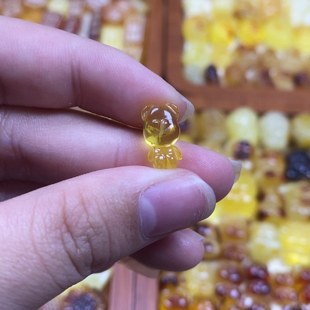 A****琥珀未镶嵌珠宝奇石