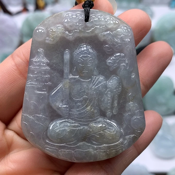 翡翠未镶嵌颈饰不动明王洒黄翡卡厚装8.8