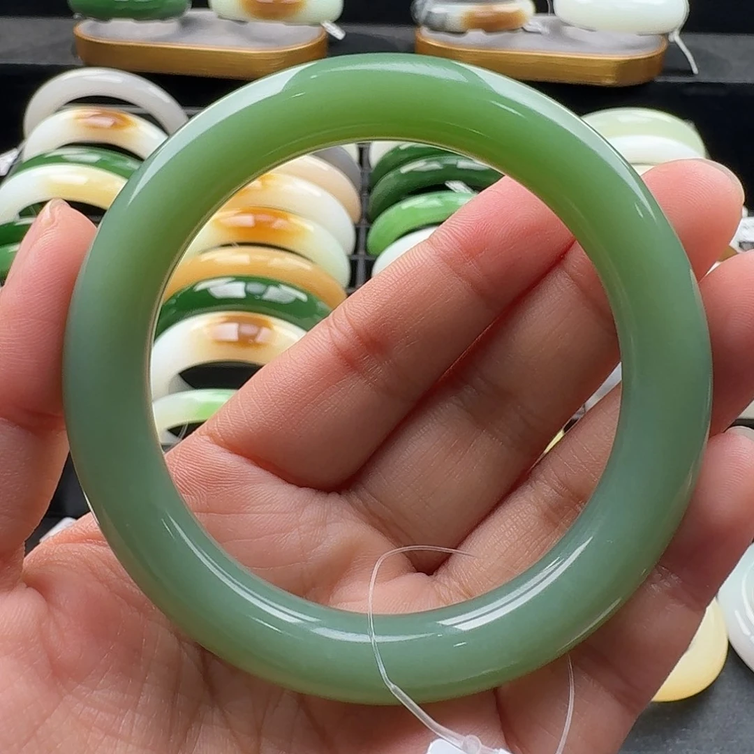 未镶嵌手镯和田玉55.3夹层瓷底细度达到无结构！
