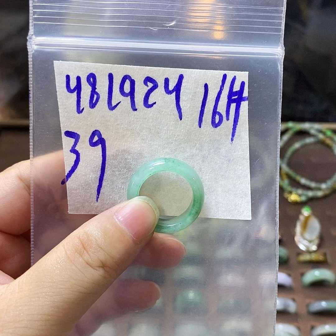 未镶嵌定制翡翠?****r