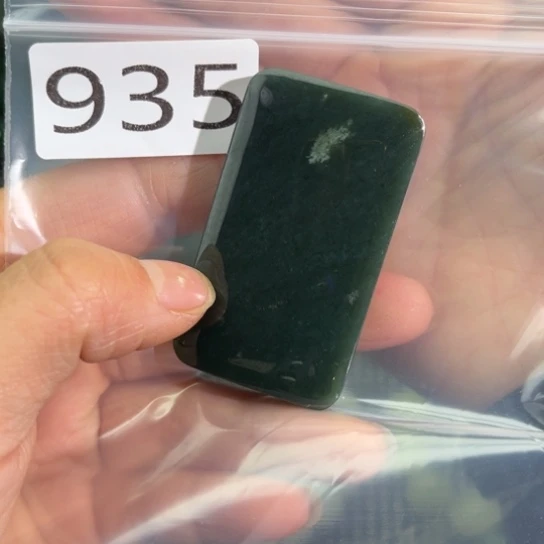 和田玉未镶嵌珠宝半成品