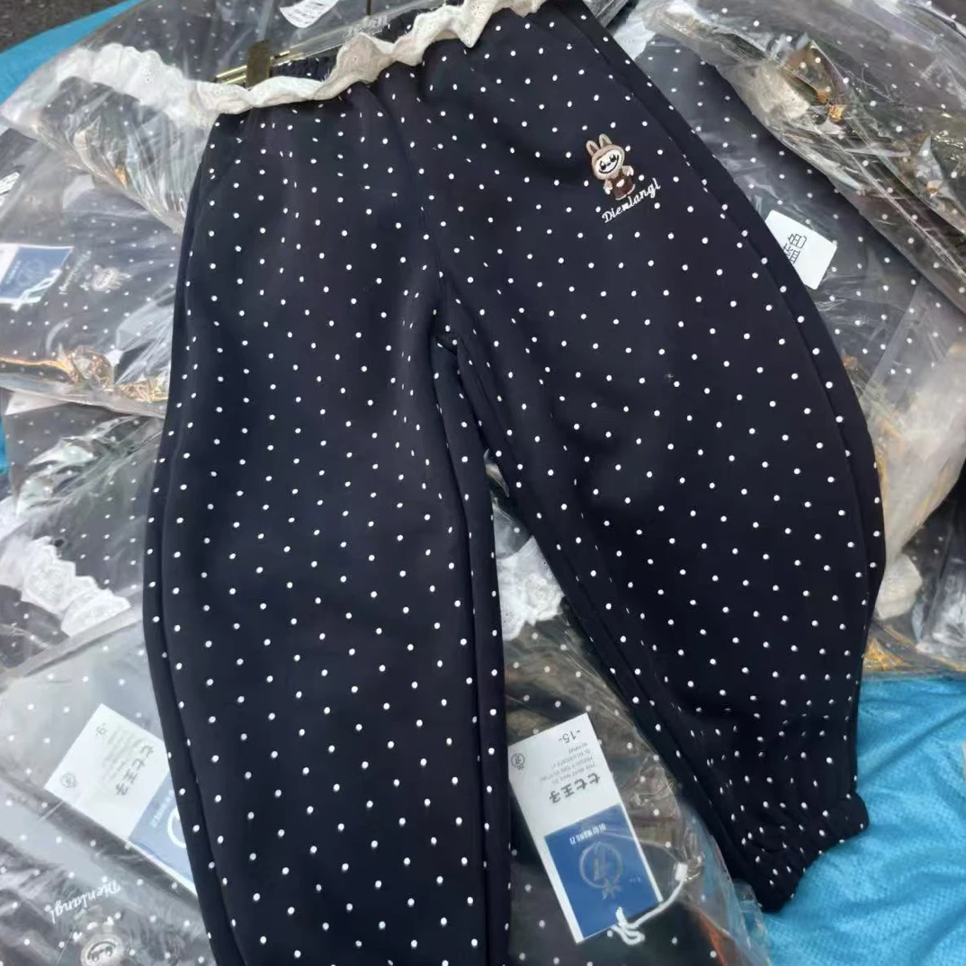 3151-3-1拉布布波点花边卫裤