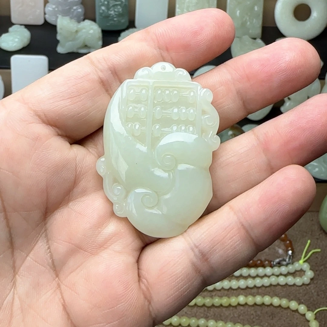 【闪购商品】和田玉（青白玉）未镶嵌颈饰