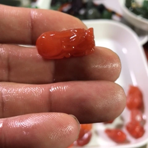 手链未镶嵌和田玉（糖玉）吕*宁