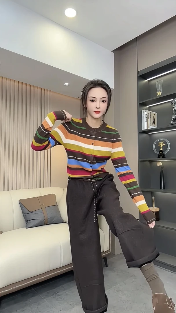 高级感独特别致彩色条纹设计感长袖针织开衫秋季新款慵懒风上衣女