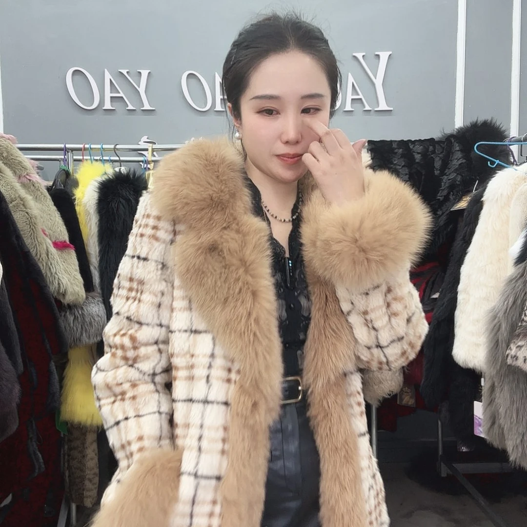 姚小妖家高端皮草
