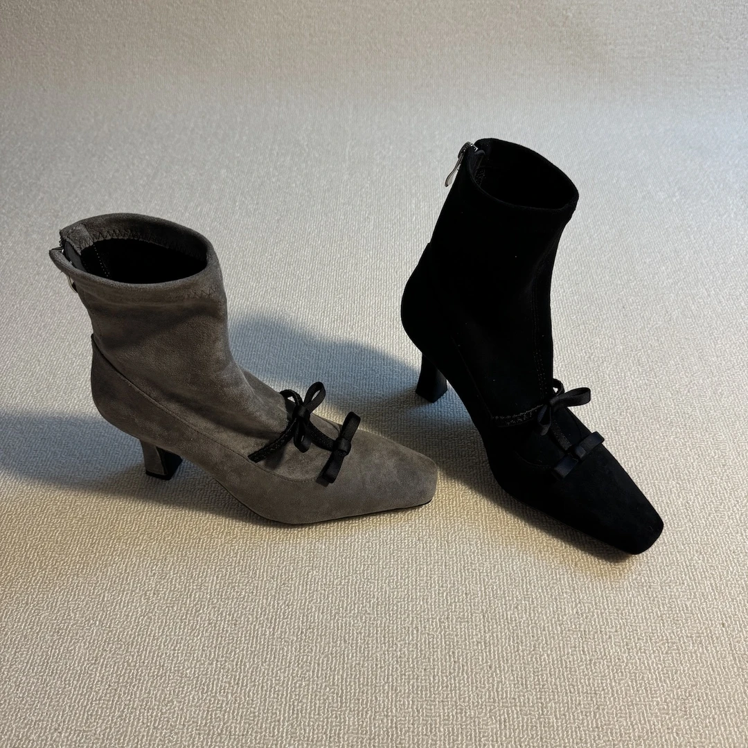 六也「优雅蝴蝶结」小众法式简约气质方头细跟弹力瘦瘦靴短靴L906