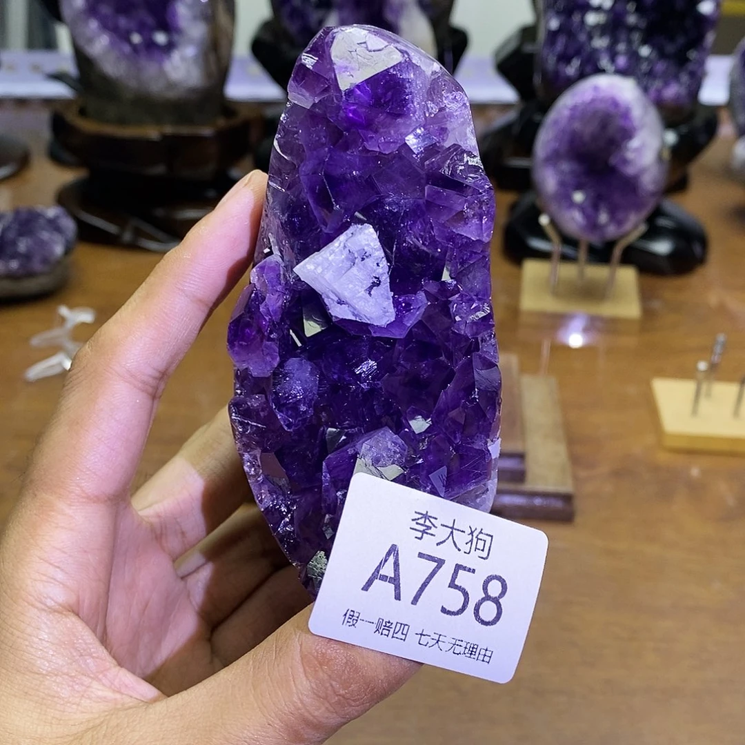 未镶嵌大型摆件（非配饰）紫晶