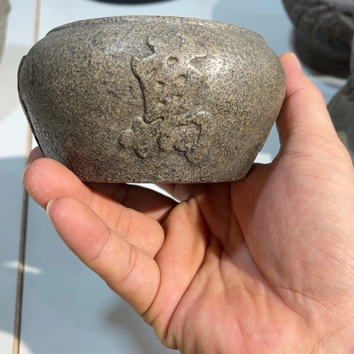 般***蜜石材青石绿豆青石臼