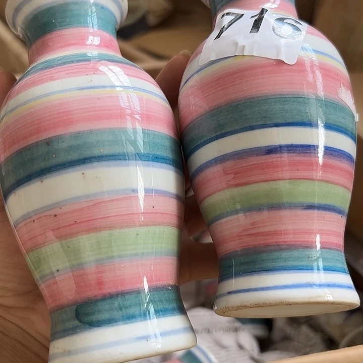 一对花瓶0080800000
