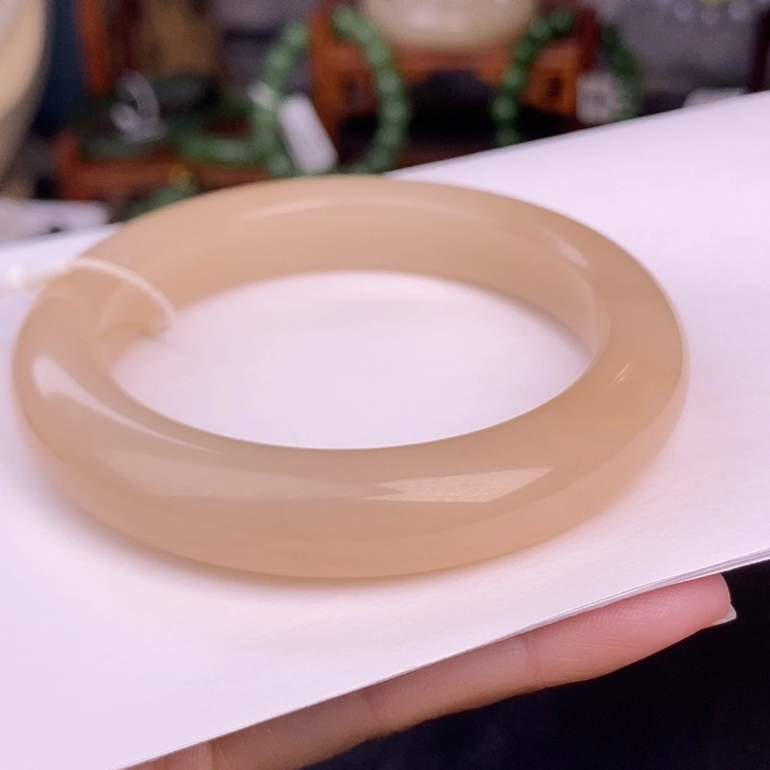 和田玉59.7 熟藕粉脂膏级天花板浓色红粉手镯未镶嵌