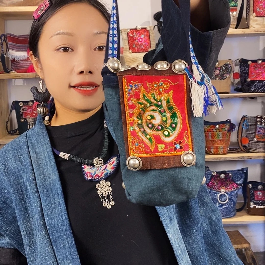 织绣手工制作工艺包包