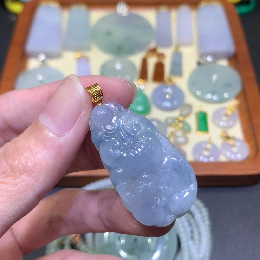 吊坠(不含链)18K金镶嵌翡翠