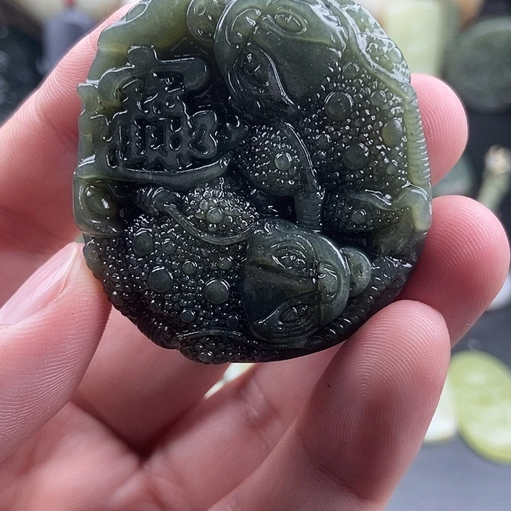 和田玉未镶嵌珠宝奇石