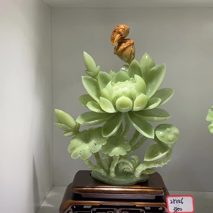 未镶嵌蛇纹石玉（覆膜）珠宝奇石