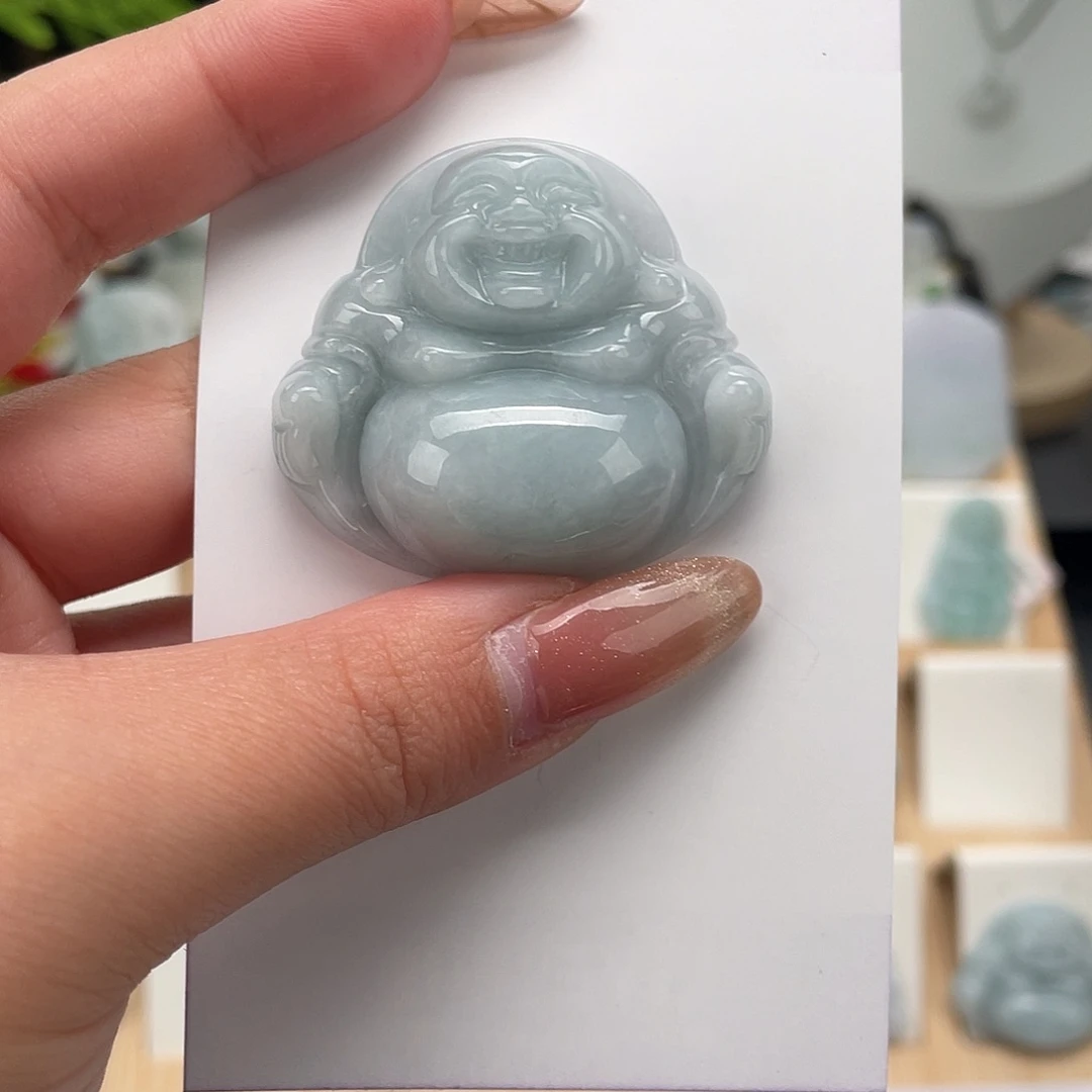 翡翠未镶嵌颈饰佛公