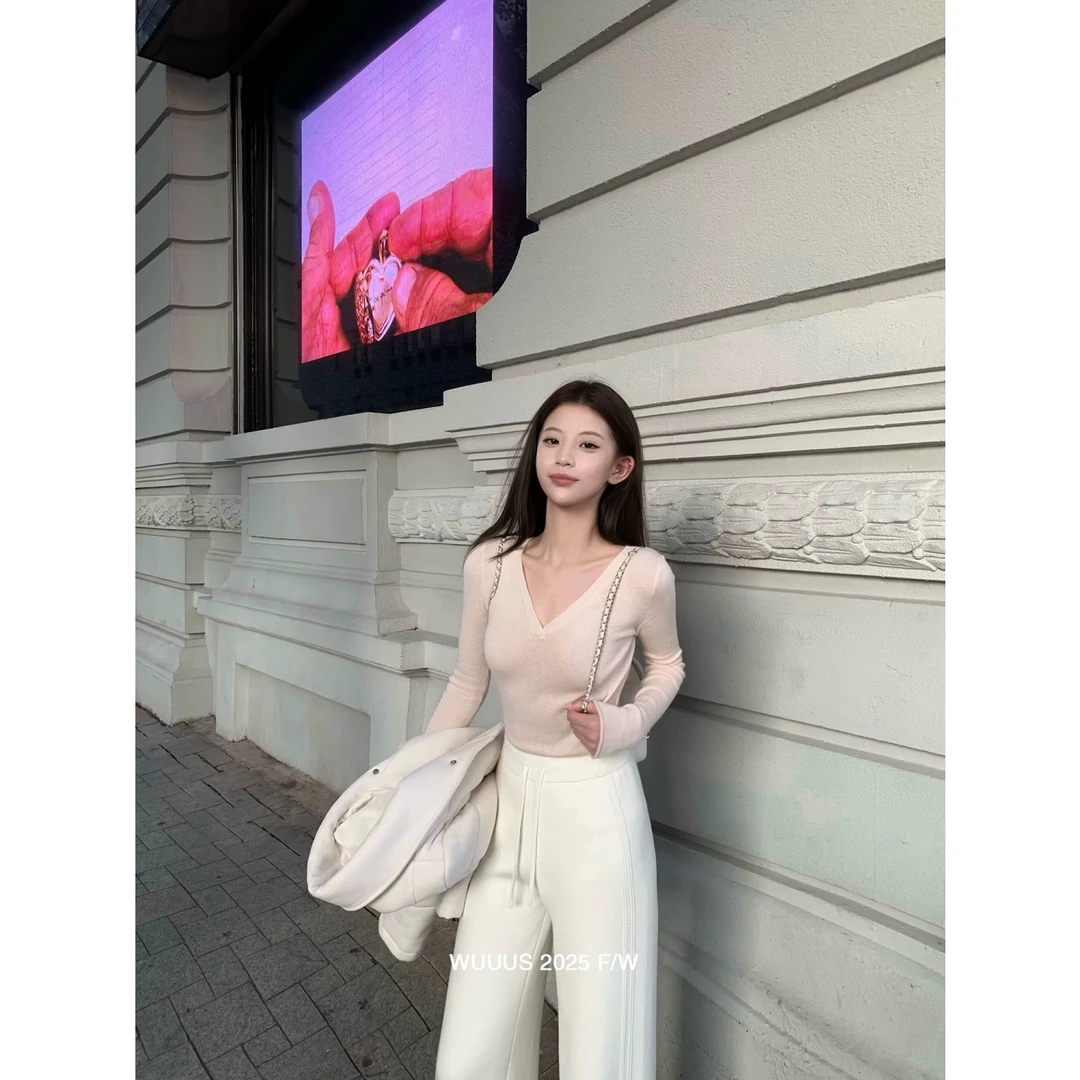 【半永久】智秀粉色针织衫打底女秋冬显瘦气质修身V领T恤长袖上衣