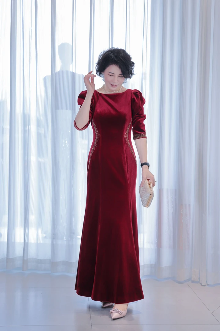 BOFEINA/帛妃娜高定新款礼服宴会修身重工喜婆婆妈妈装2025爆款