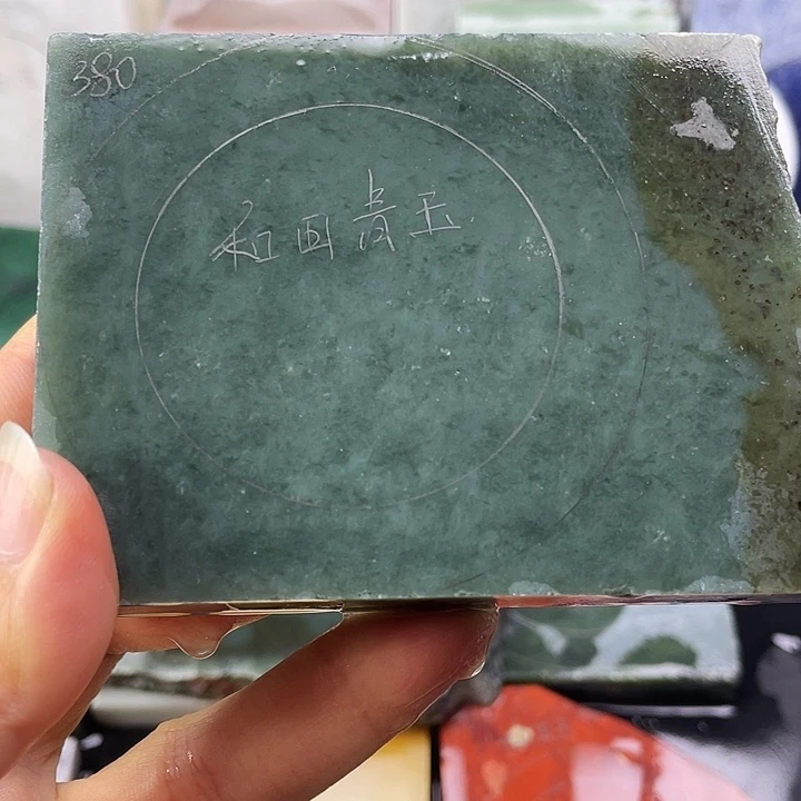 和田玉未镶嵌手镯定制