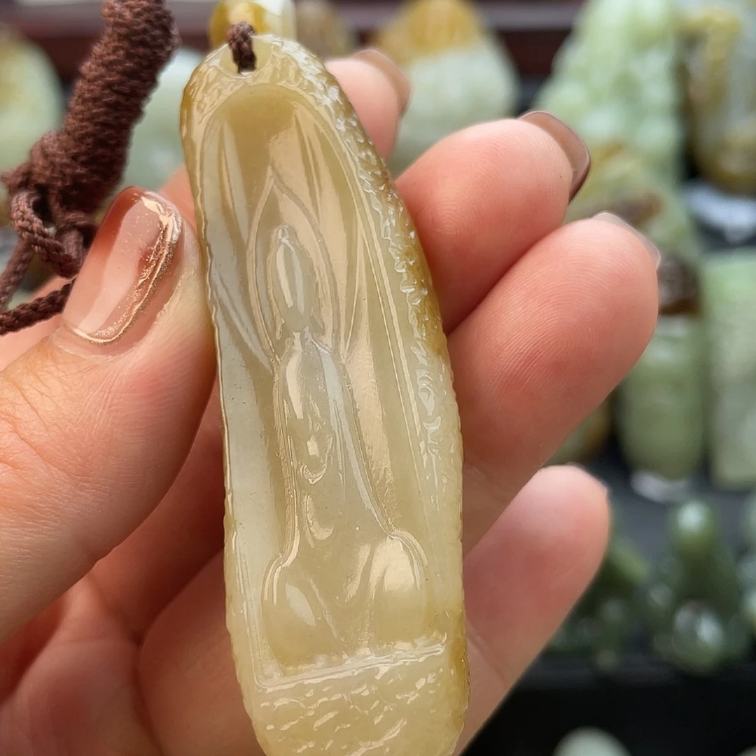 和田玉颈饰未镶嵌