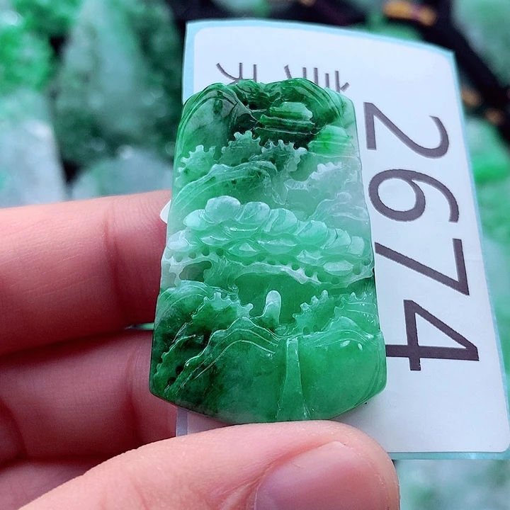 翡翠未镶嵌吊坠(不含链)