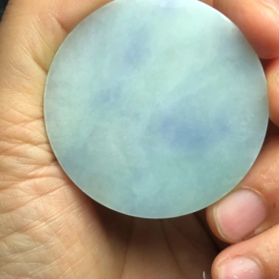 翡翠未镶嵌颈饰裸石