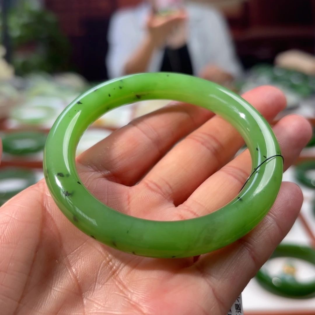 和田玉（碧玉）手镯未镶嵌