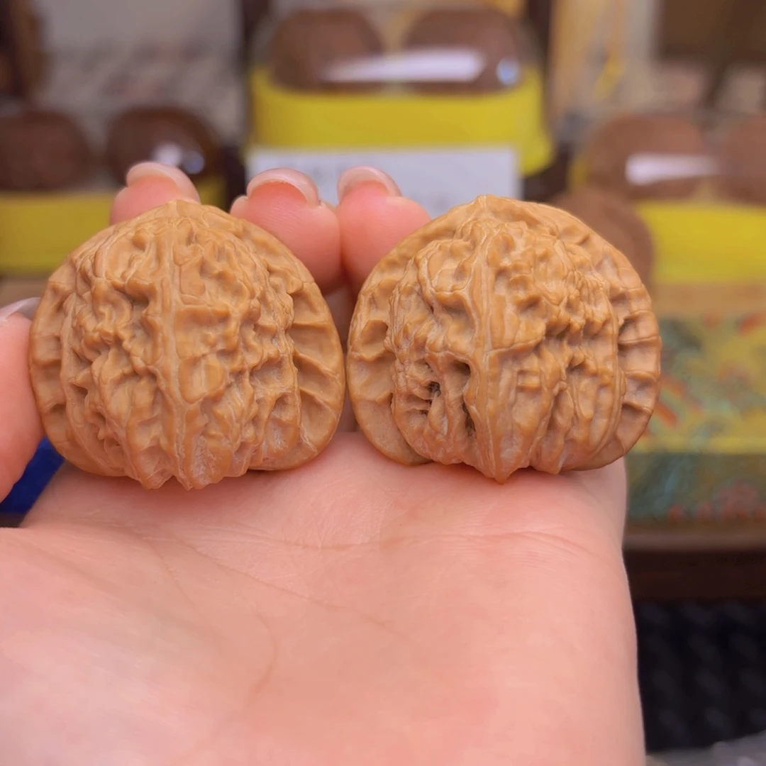 云***卢白狮子头四十尺的