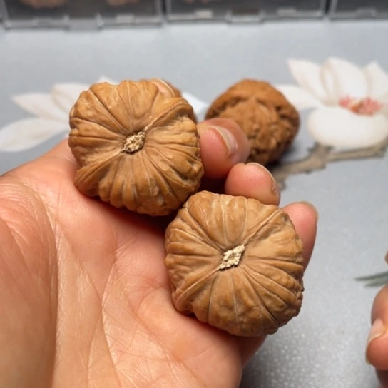 【闪购商品】把件文玩核桃南瓜墩……
