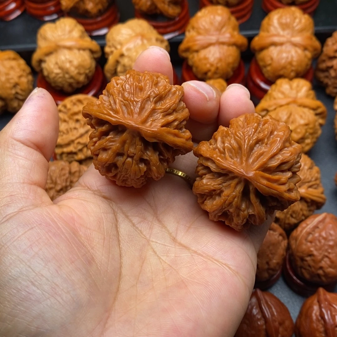 文玩核桃把件40苹果园