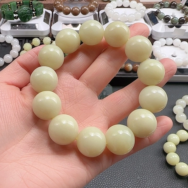 和田玉手串未镶嵌开*