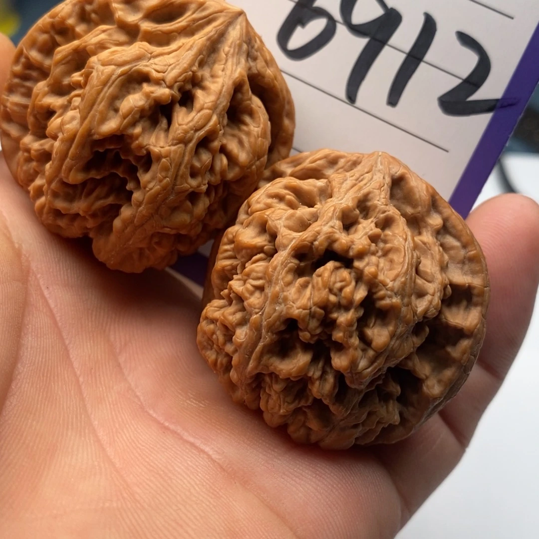 把件文玩核桃6912