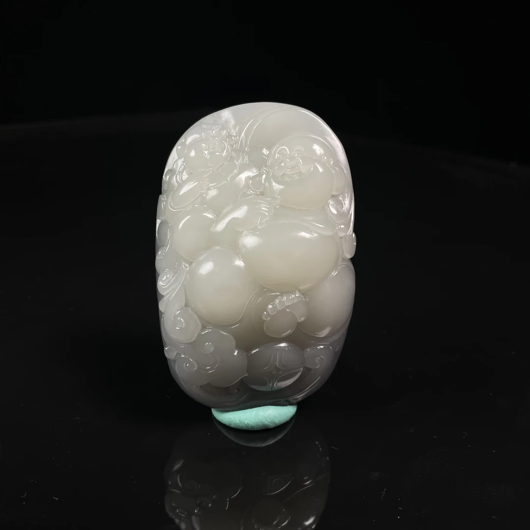 lot3554和田玉弥勒神龙把件烟灰83.1*53.1*36.4mm/196.8g