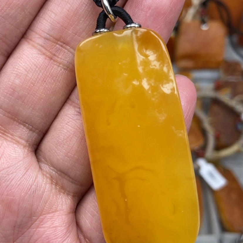 【闪购商品】未镶嵌吊坠(赠链)琥珀（花珀）