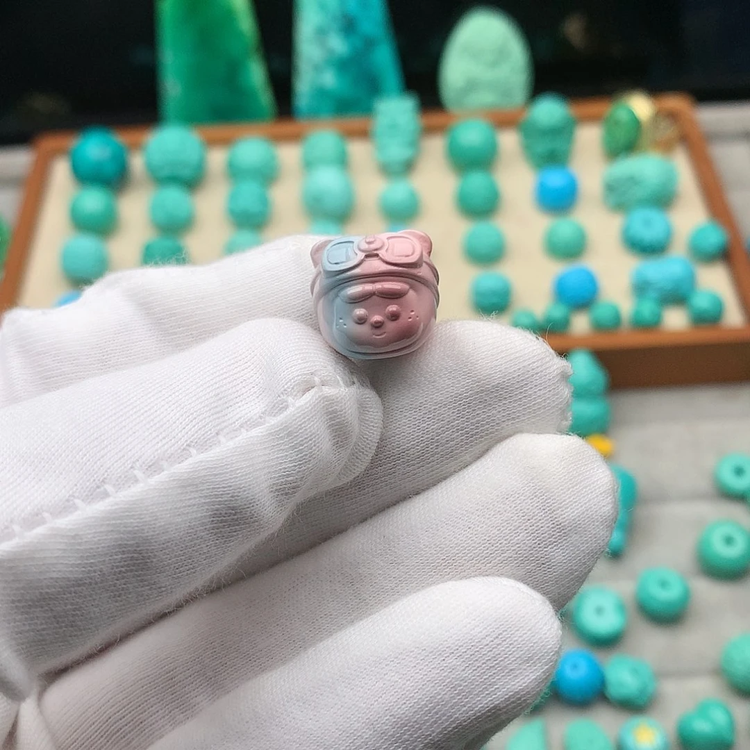 湖北原矿14mm樱花粉雕刻珠