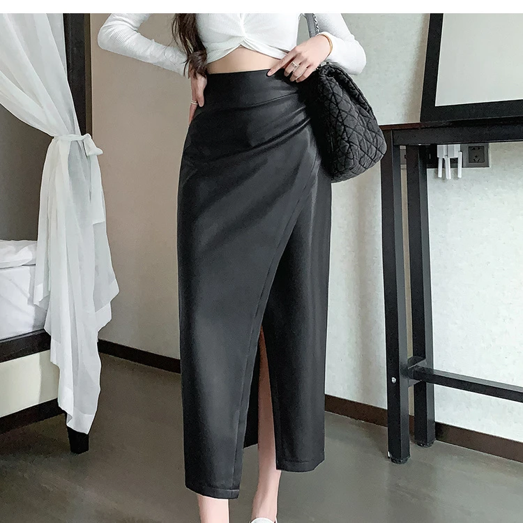 法式不规则半身裙2025秋冬设计感褶皱皮裙pu包臀高腰百褶中长款裙