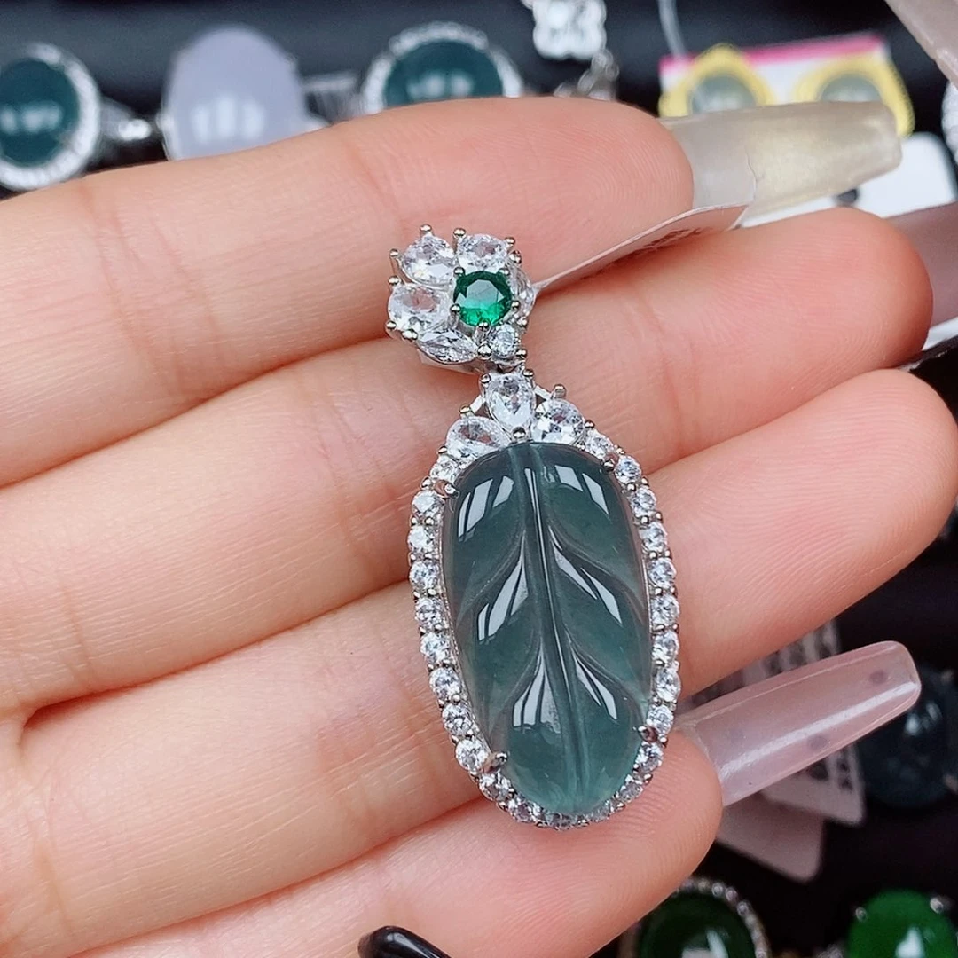 翡翠戒指未镶嵌吊坠