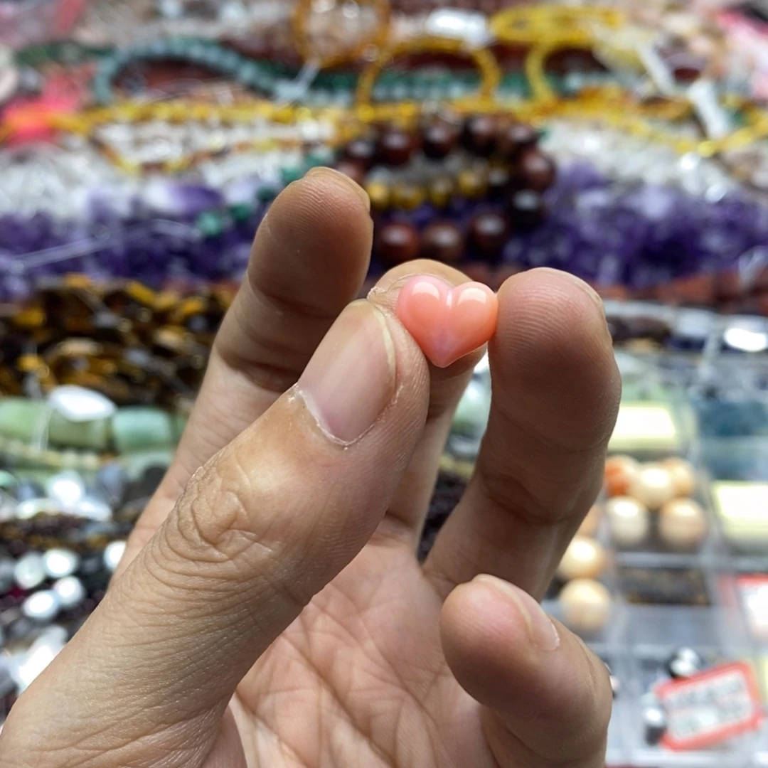 玛瑙/玉髓未镶嵌珠宝半成品一颗纯天然10mm女王.贝屁桃