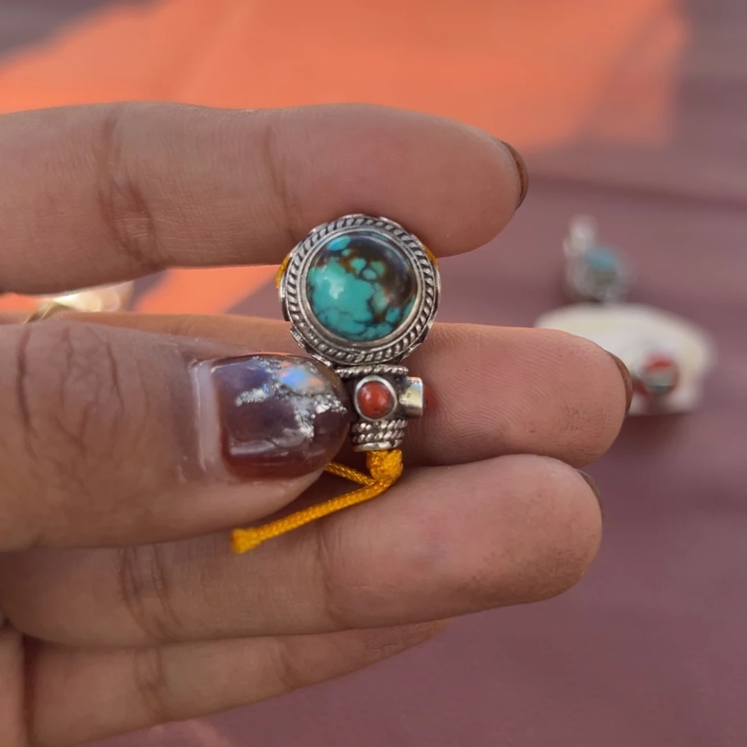 碎***妙绿松石合金颈饰绿松三通一面90