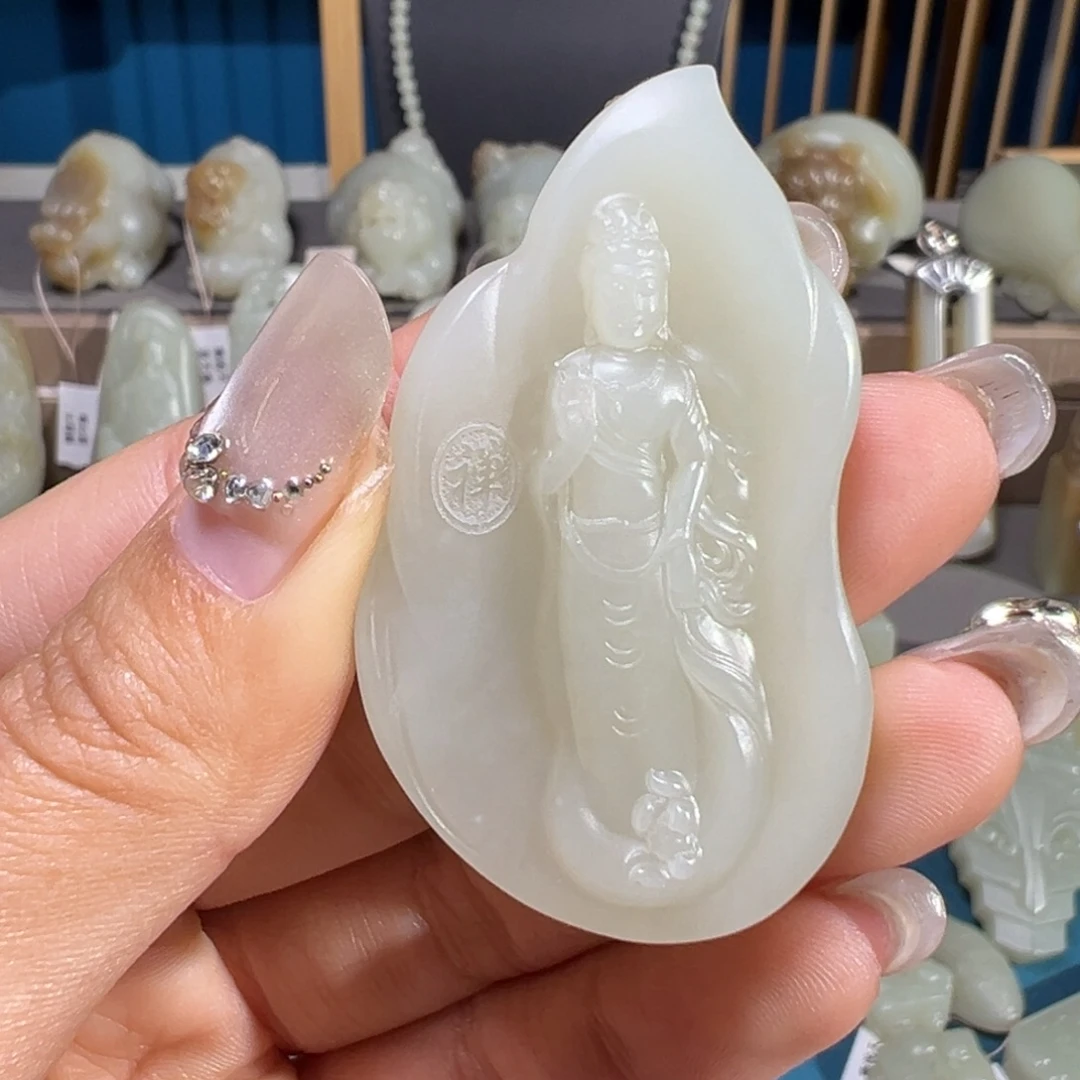 和田玉（糖玉）未镶嵌颈饰