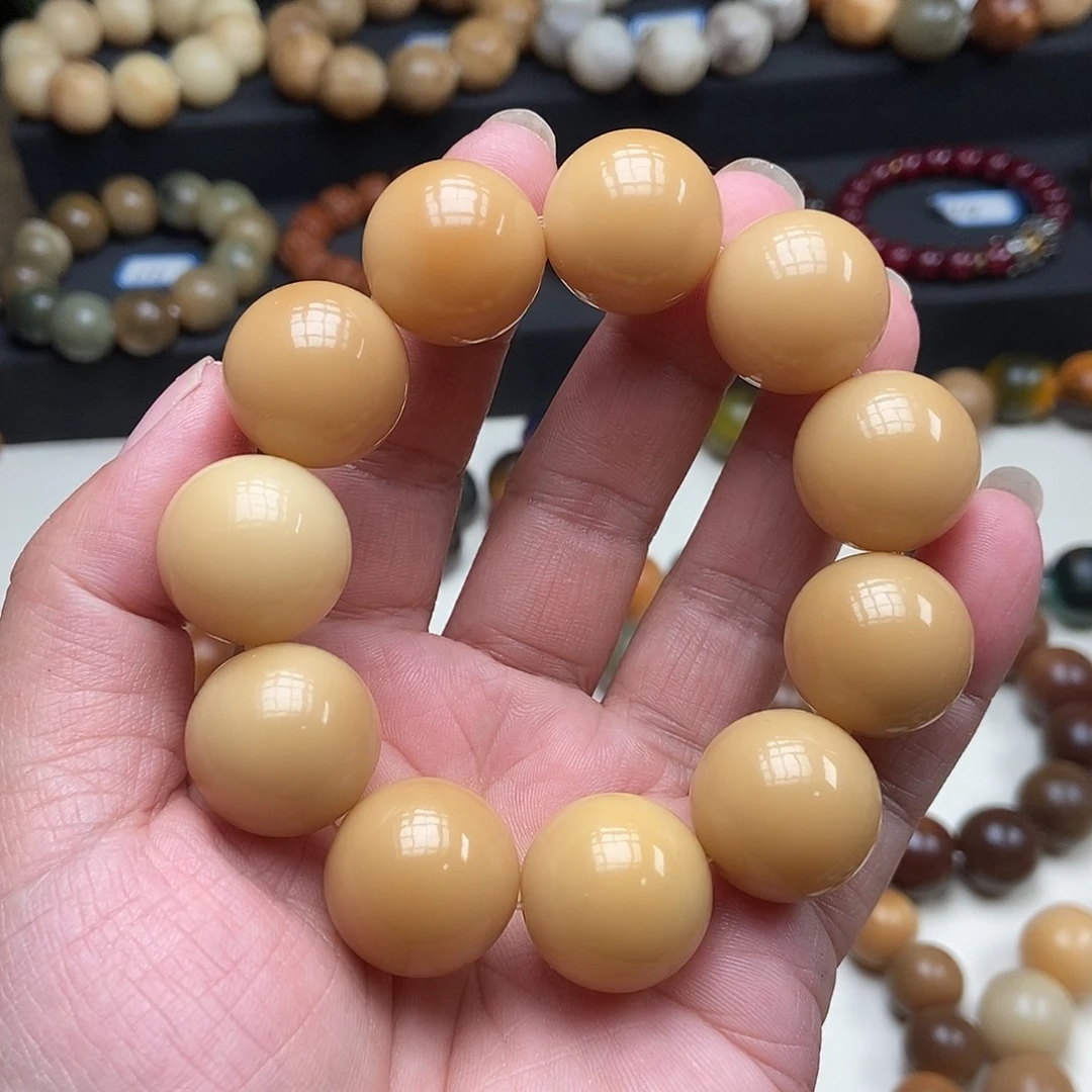 吊坠菩提根/象牙果20mm风化圆珠