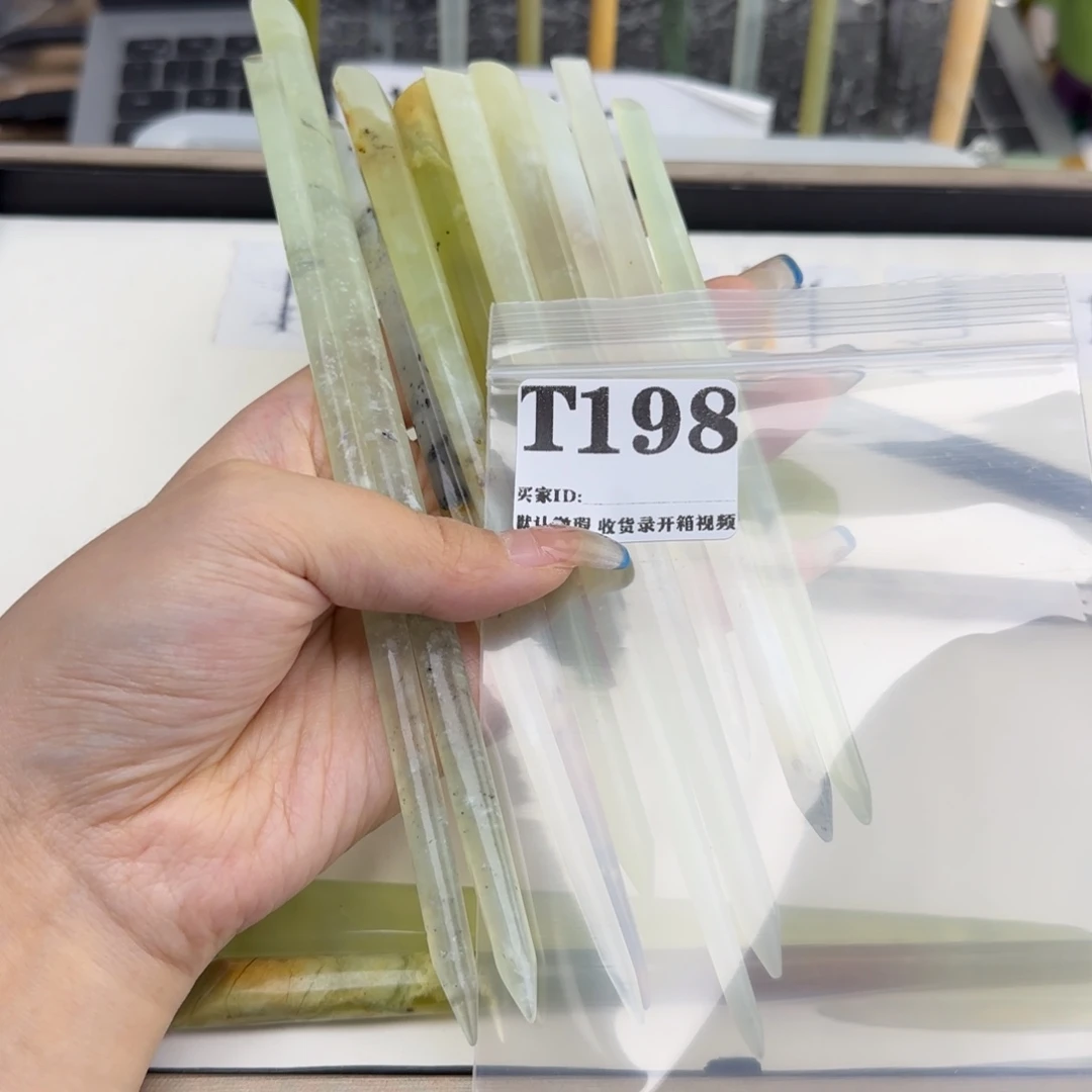 悟***鸡蛇纹石玉合金发饰