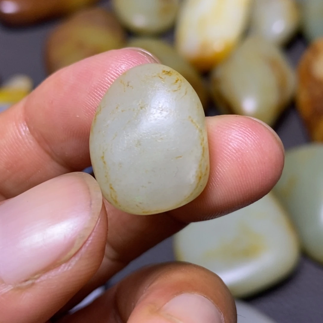 未镶嵌和田玉（糖玉）挂件