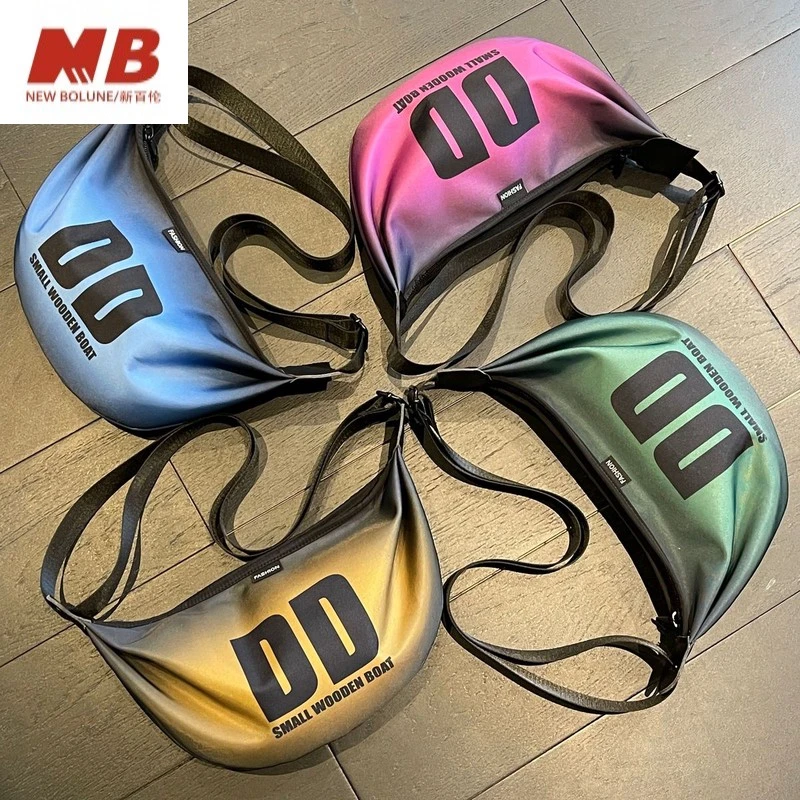 新百伦【夏季爆款】潮牌印花包包女2025新款百搭个性单肩包尼龙布