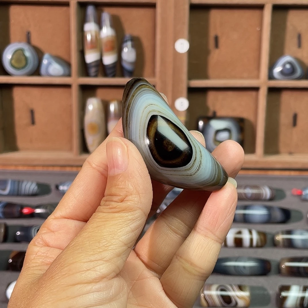明***渠玛瑙/玉髓合金颈饰