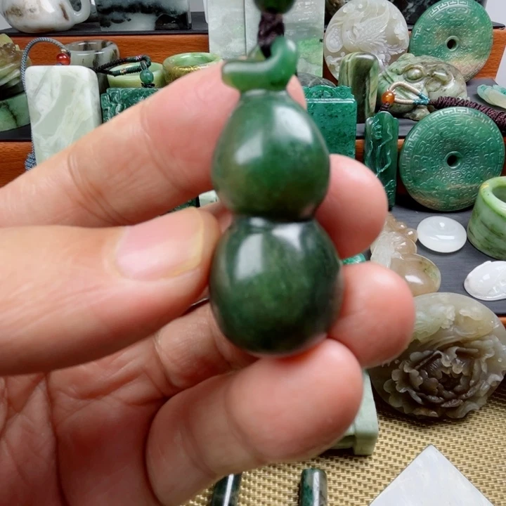 未镶嵌独山玉珠宝半成品