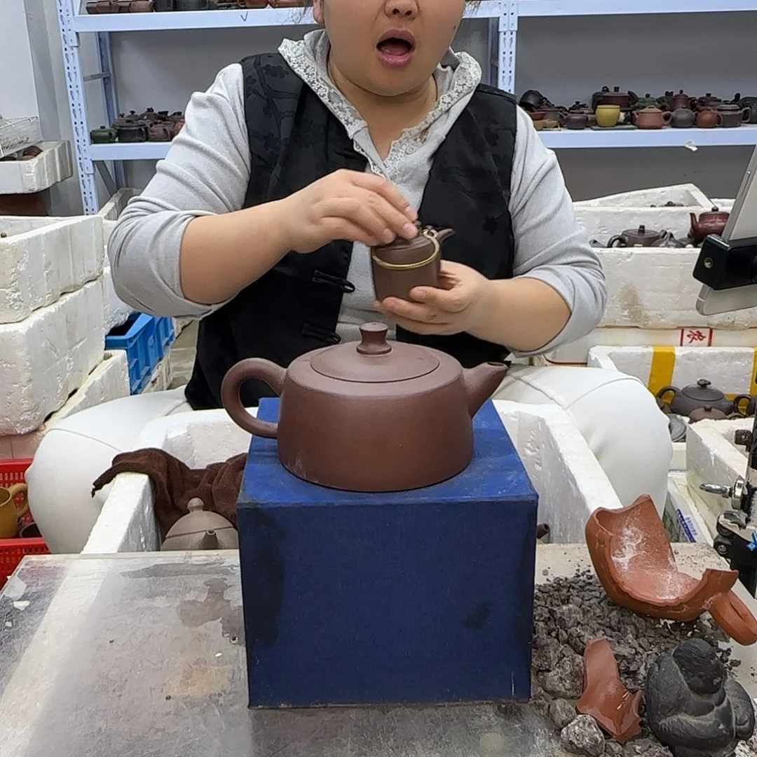 茶壶紫砂宜兴紫砂壶瑕疵处理