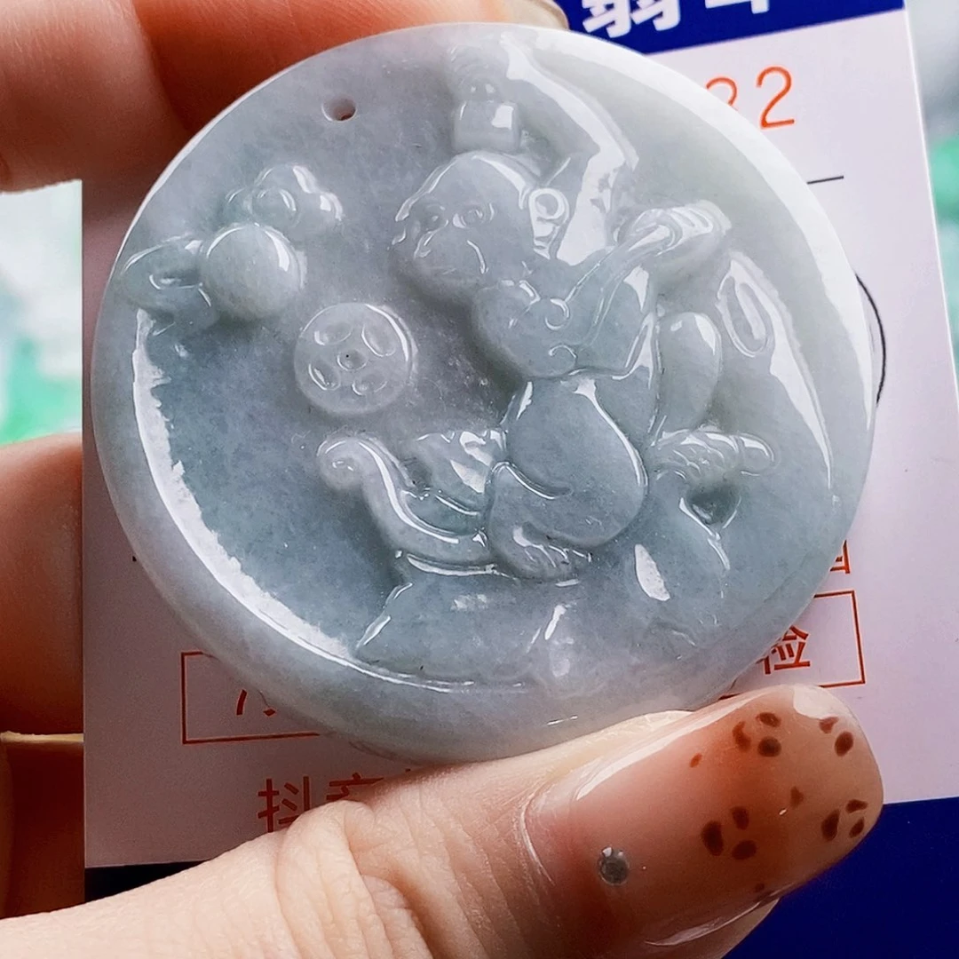 吊坠(不含链)未镶嵌翡翠